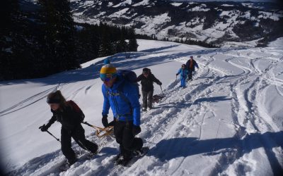 Schneeschuhtour mit Hüttenübernachtung über dem großen Alpsee